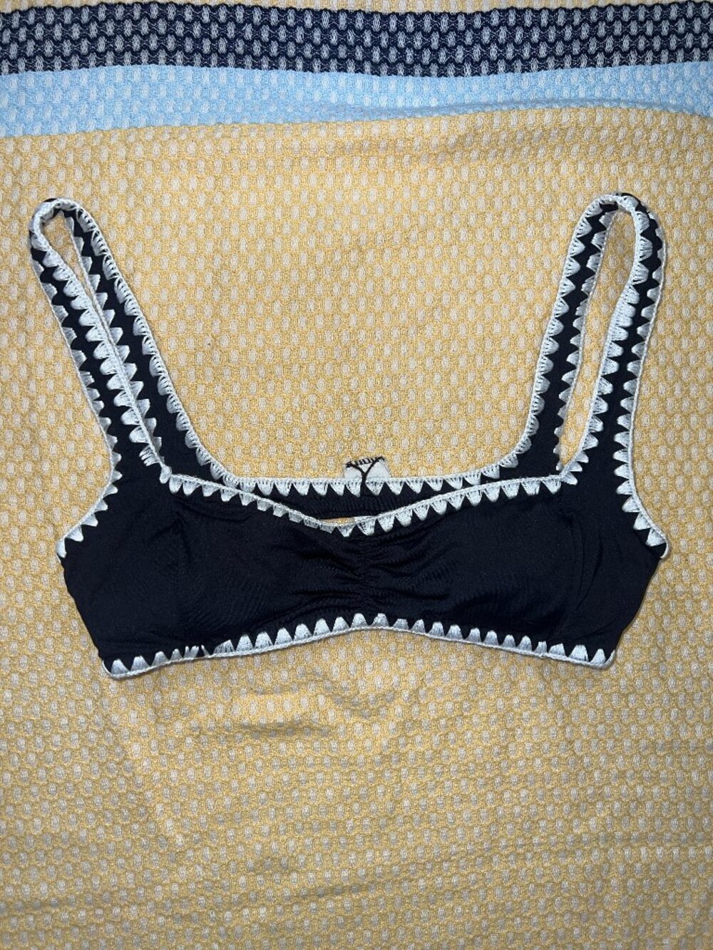 L*Space Black & White Whipstitch Embroidered Bikini Top S/P